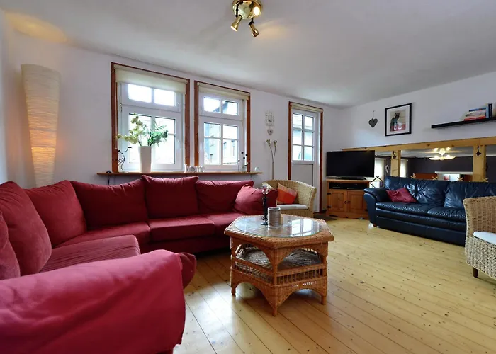 Grosszuegige In Olsberg-elpe