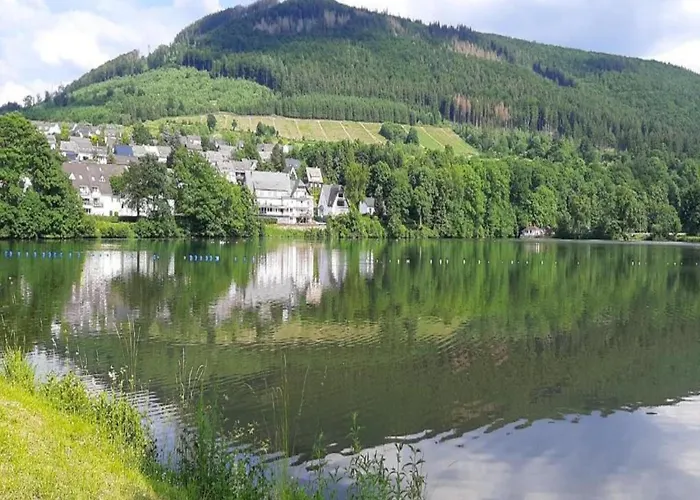 度假居 Grosszuegige In Olsberg-elpe