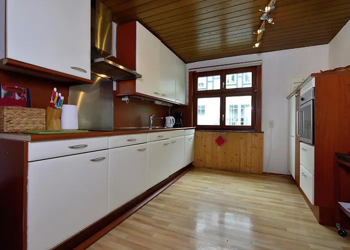 Grosszuegige In Olsberg-elpe 度假居 Elpe