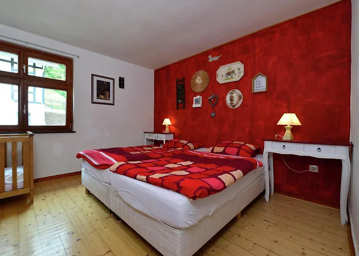 Grosszuegige In Olsberg-elpe 度假居 Elpe